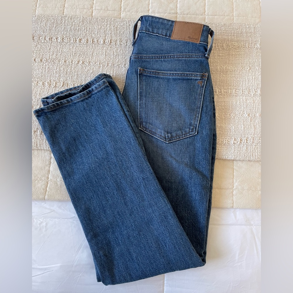 Madewell The Curvy Perfect Vintage Straight Jean in Mayfield Wash
